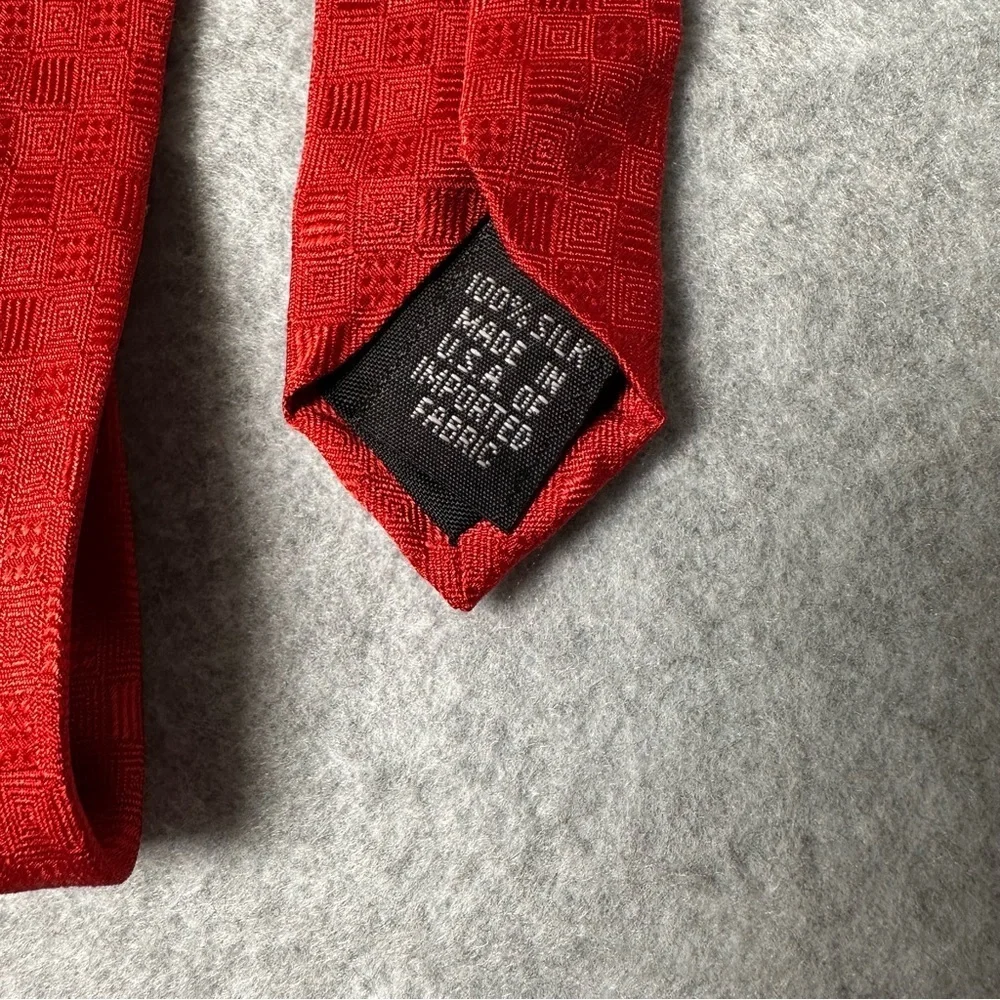 John Hill Executive Collection Red‎ Silk Geometric Pattern Men's Necktie